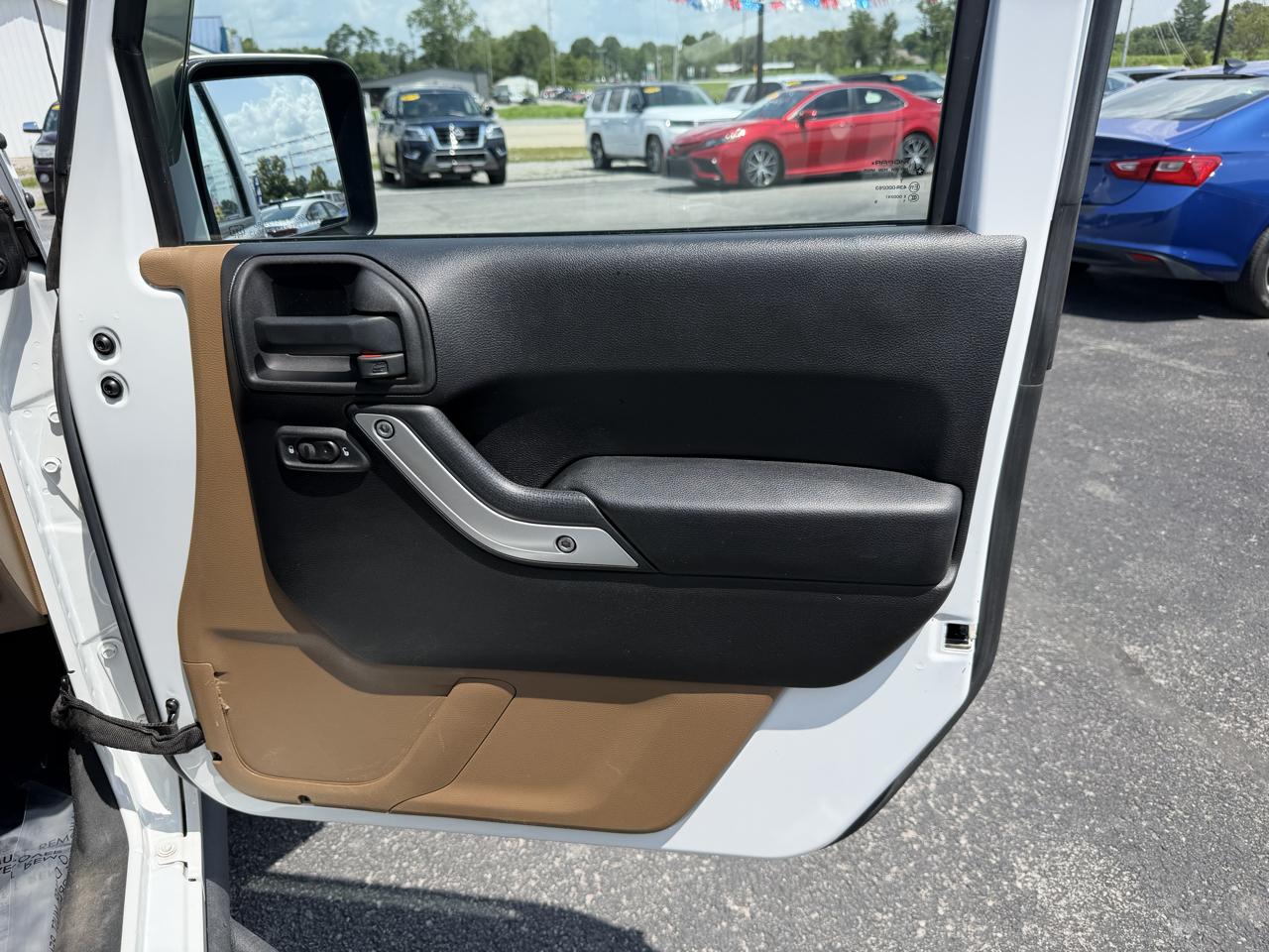 Jeep Wrangler Unlimited 4WD 4dr Sahara 2015