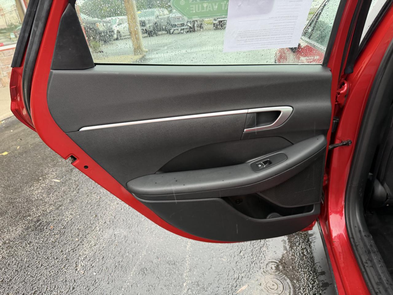 Hyundai Sonata SE 2.5L 2021