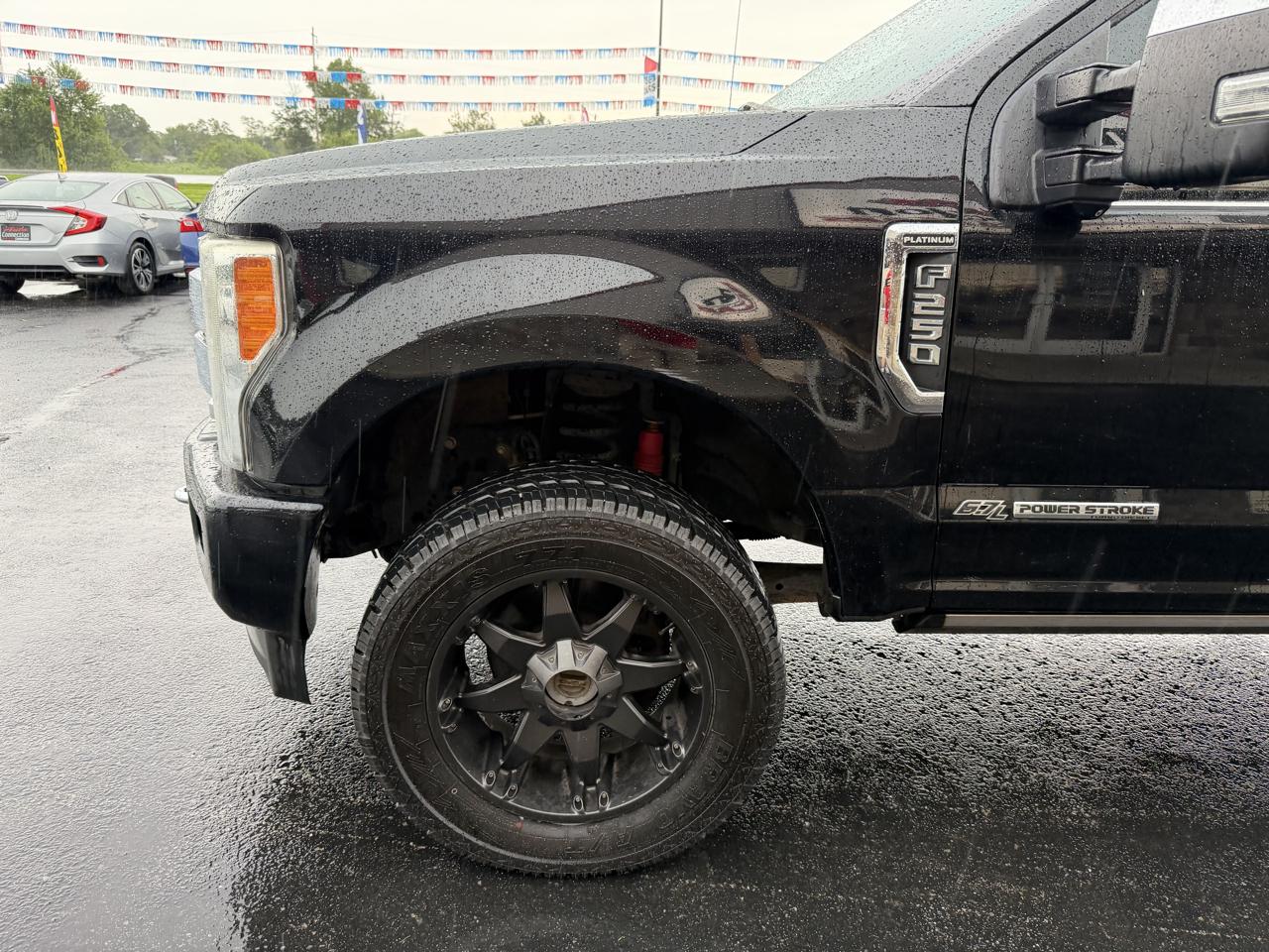 Ford Super Duty F-250 SRW 4WD Crew Cab 156" Platinum 2017