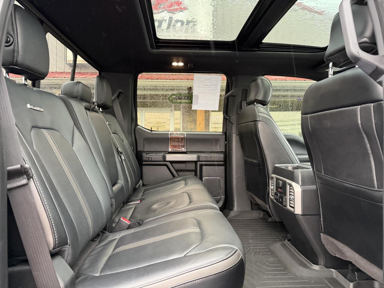 Ford Super Duty F-250 SRW 4WD Crew Cab 156" Platinum 2017