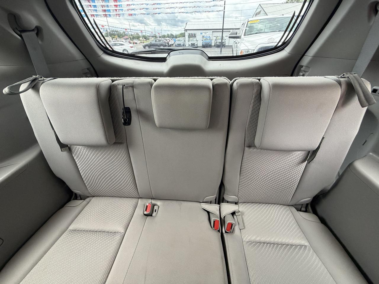 Toyota Highlander LE V6 AWD (Natl) 2017