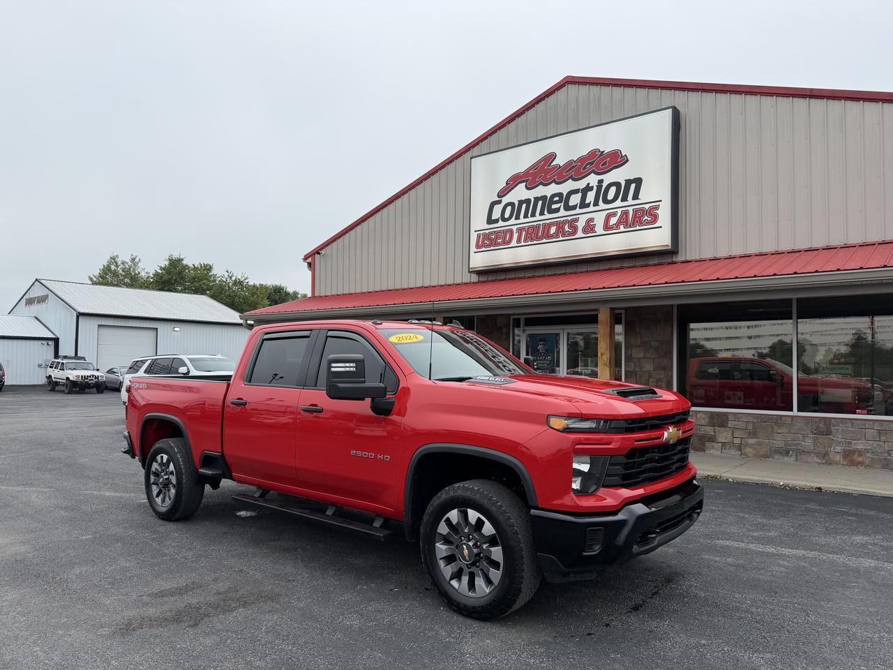 Chevrolet Silverado 2500HD 4WD Crew Cab 159" Custom 2024
