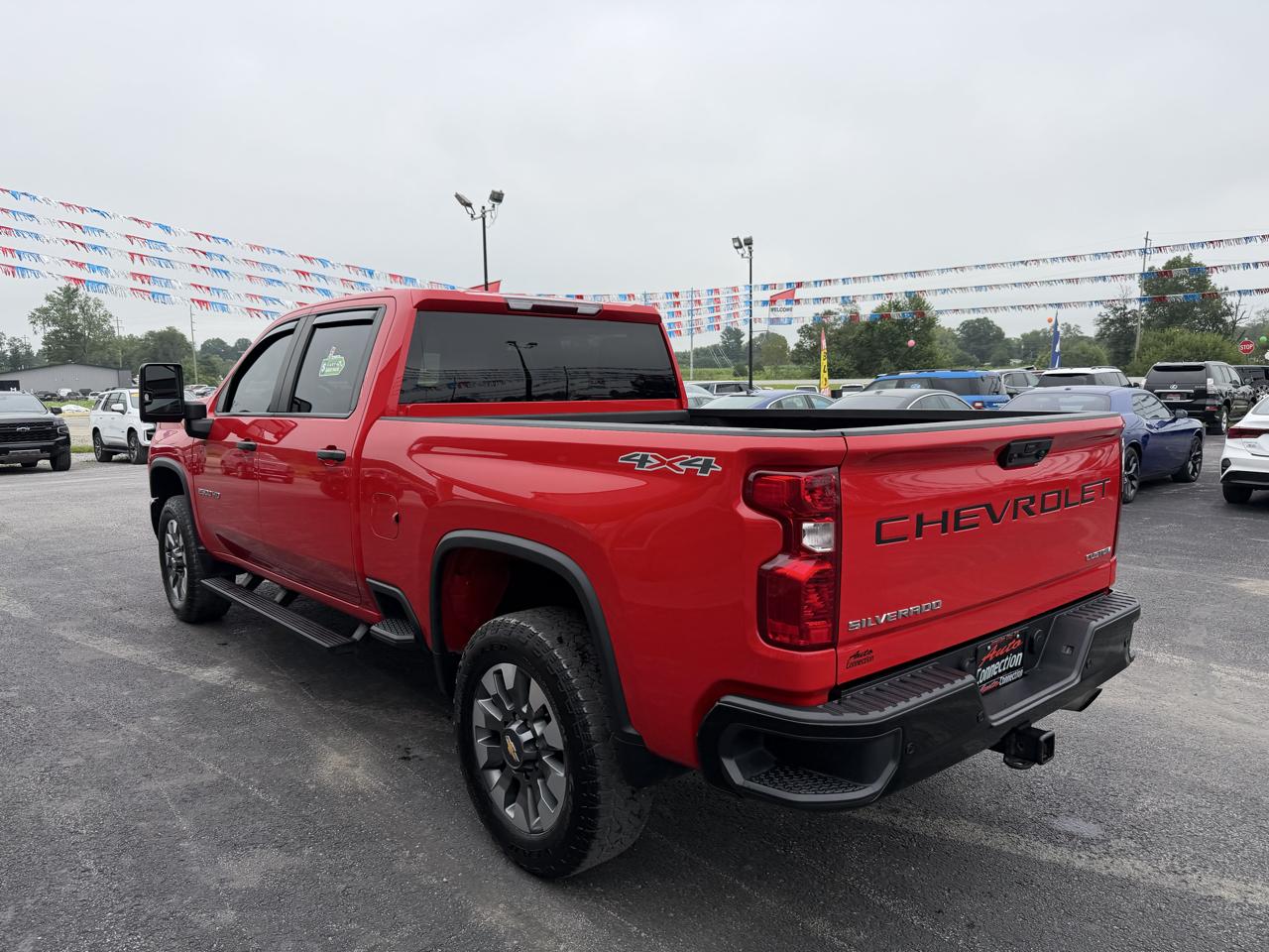 Chevrolet Silverado 2500HD 4WD Crew Cab 159" Custom 2024