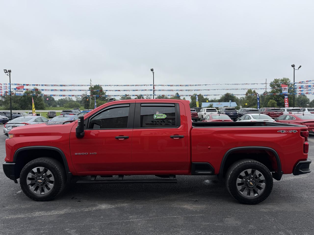 Chevrolet Silverado 2500HD 4WD Crew Cab 159" Custom 2024