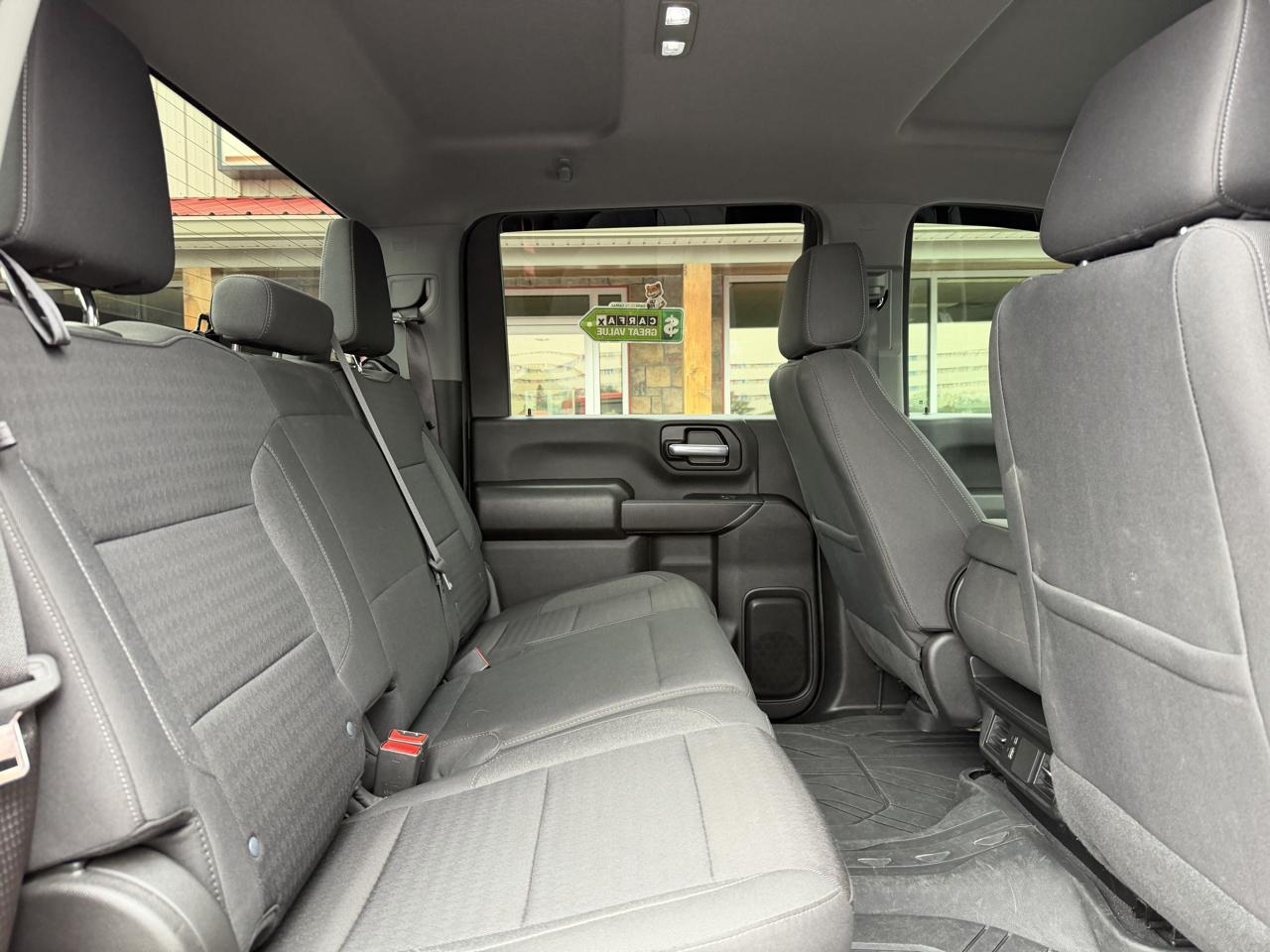 Chevrolet Silverado 2500HD 4WD Crew Cab 159" Custom 2024