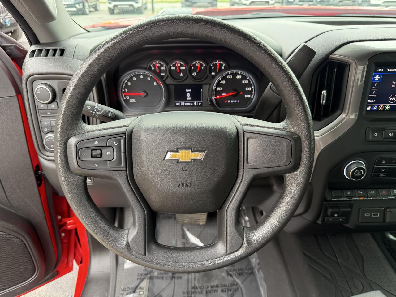 Chevrolet Silverado 2500HD 4WD Crew Cab 159" Custom 2024