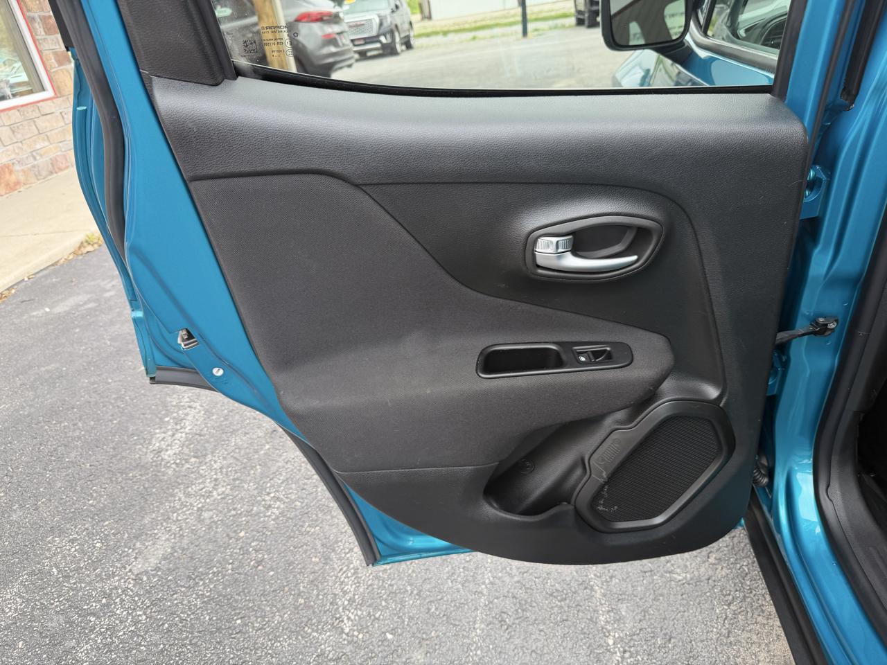Jeep Renegade Latitude FWD 2019