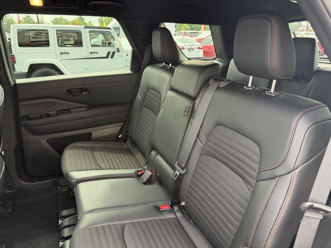 Nissan Pathfinder Rock Creek 4WD 2026