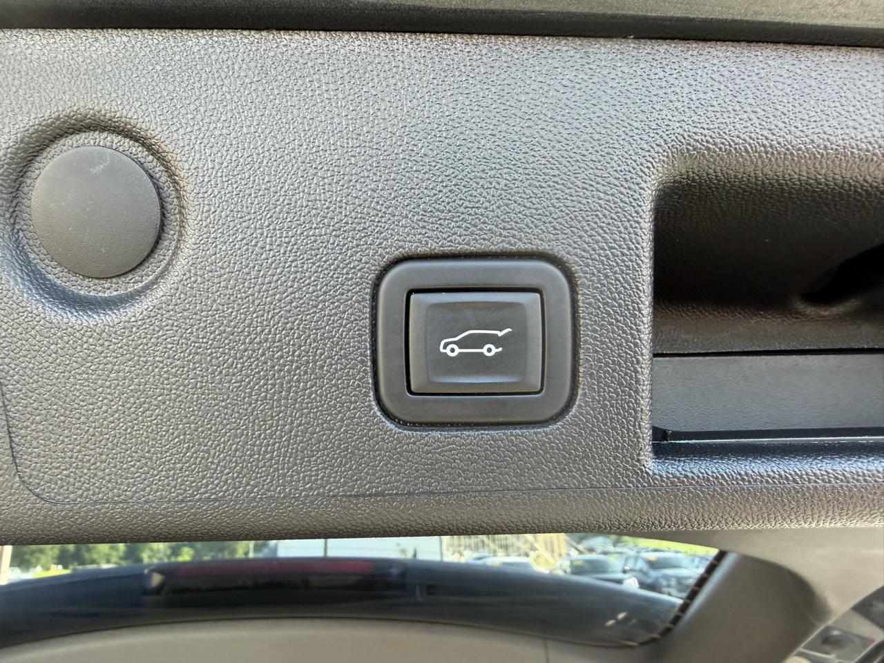 Chevrolet Equinox FWD 4dr LT w/2FL 2023