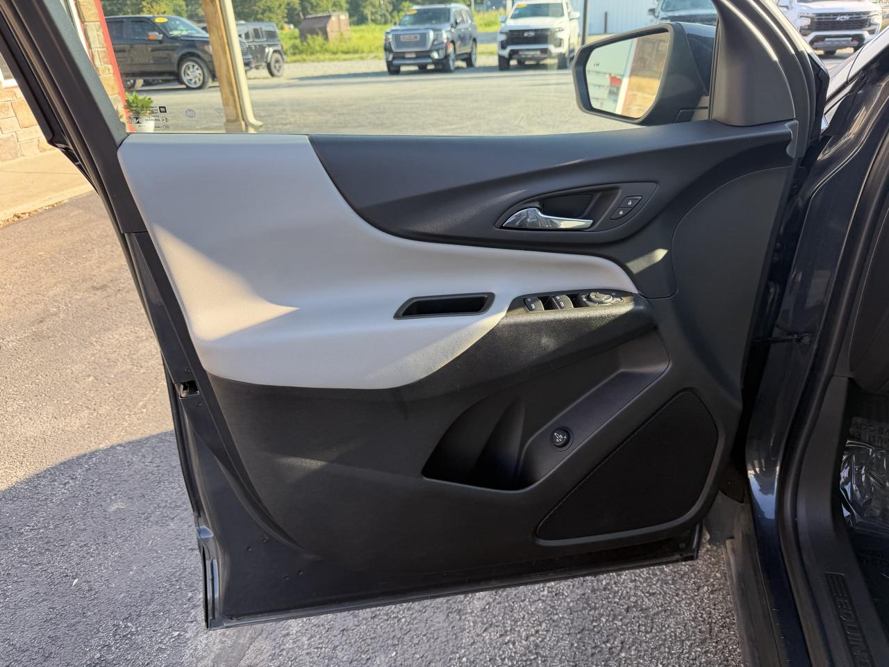 Chevrolet Equinox FWD 4dr LT w/2FL 2023