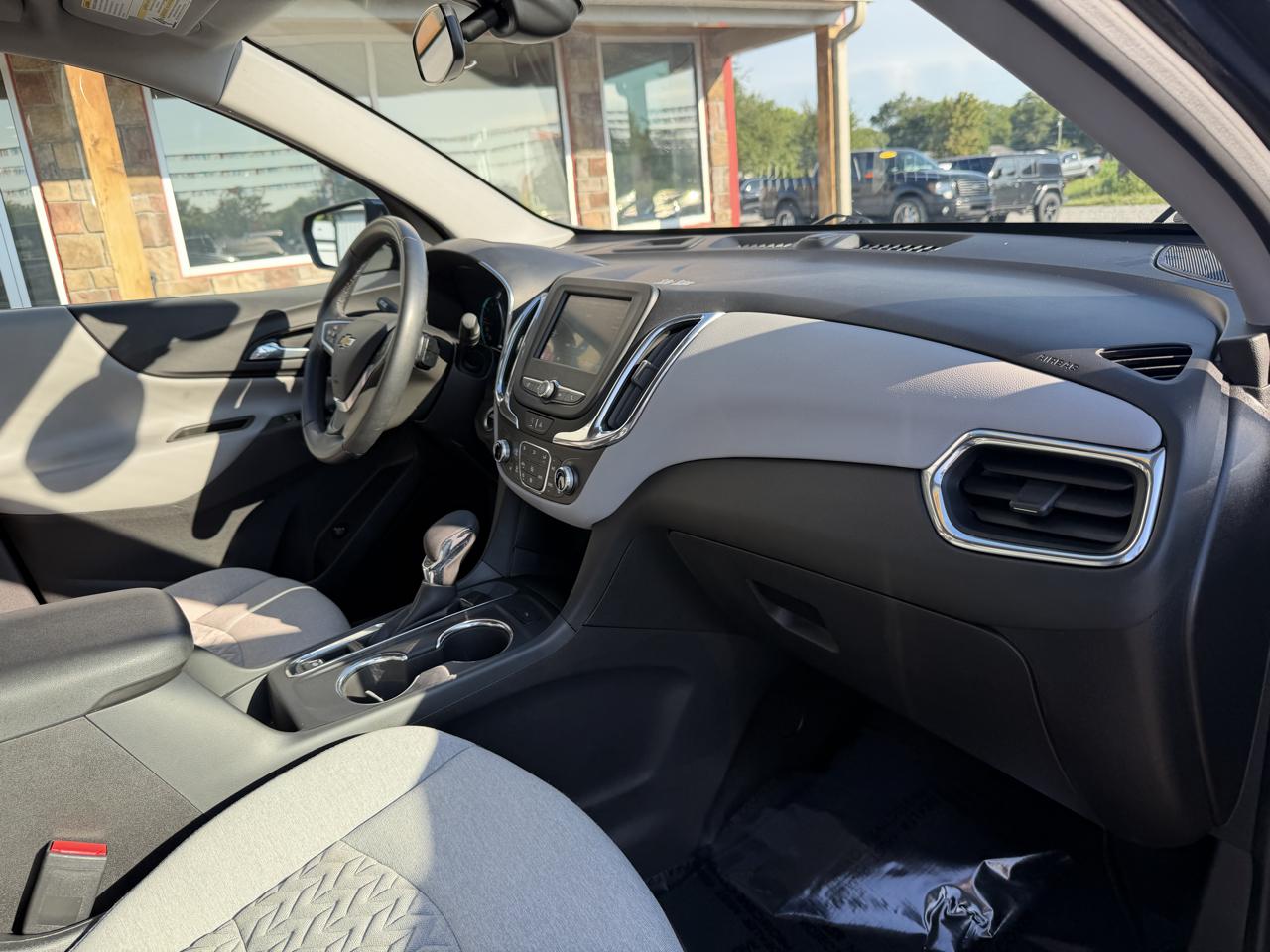 Chevrolet Equinox FWD 4dr LT w/2FL 2023
