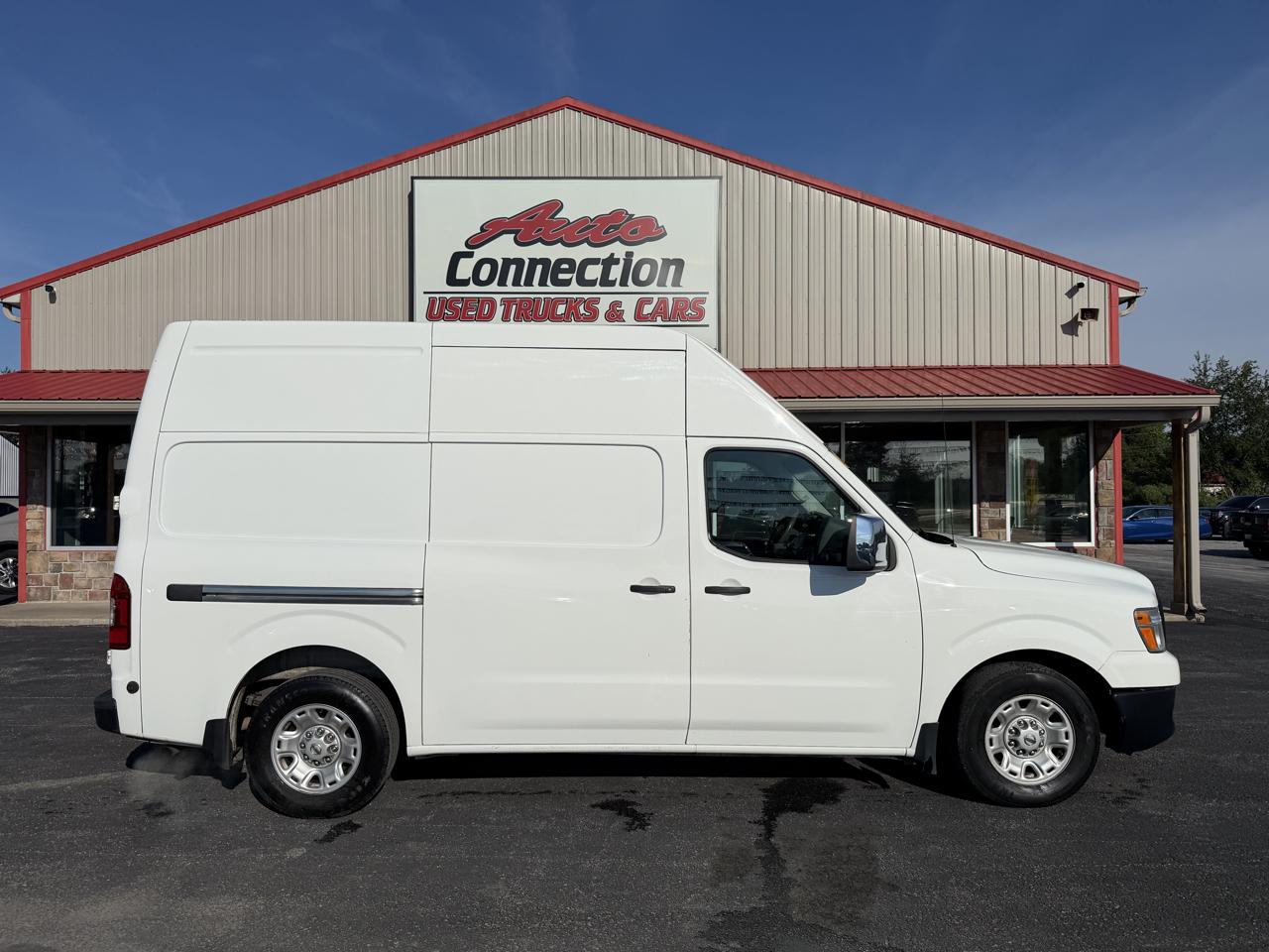 Nissan NV Cargo NV2500 HD High Roof V8 SV 2021