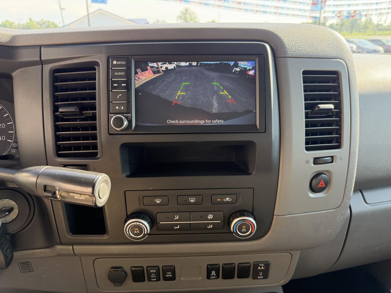 Nissan NV Cargo NV2500 HD High Roof V8 SV 2021