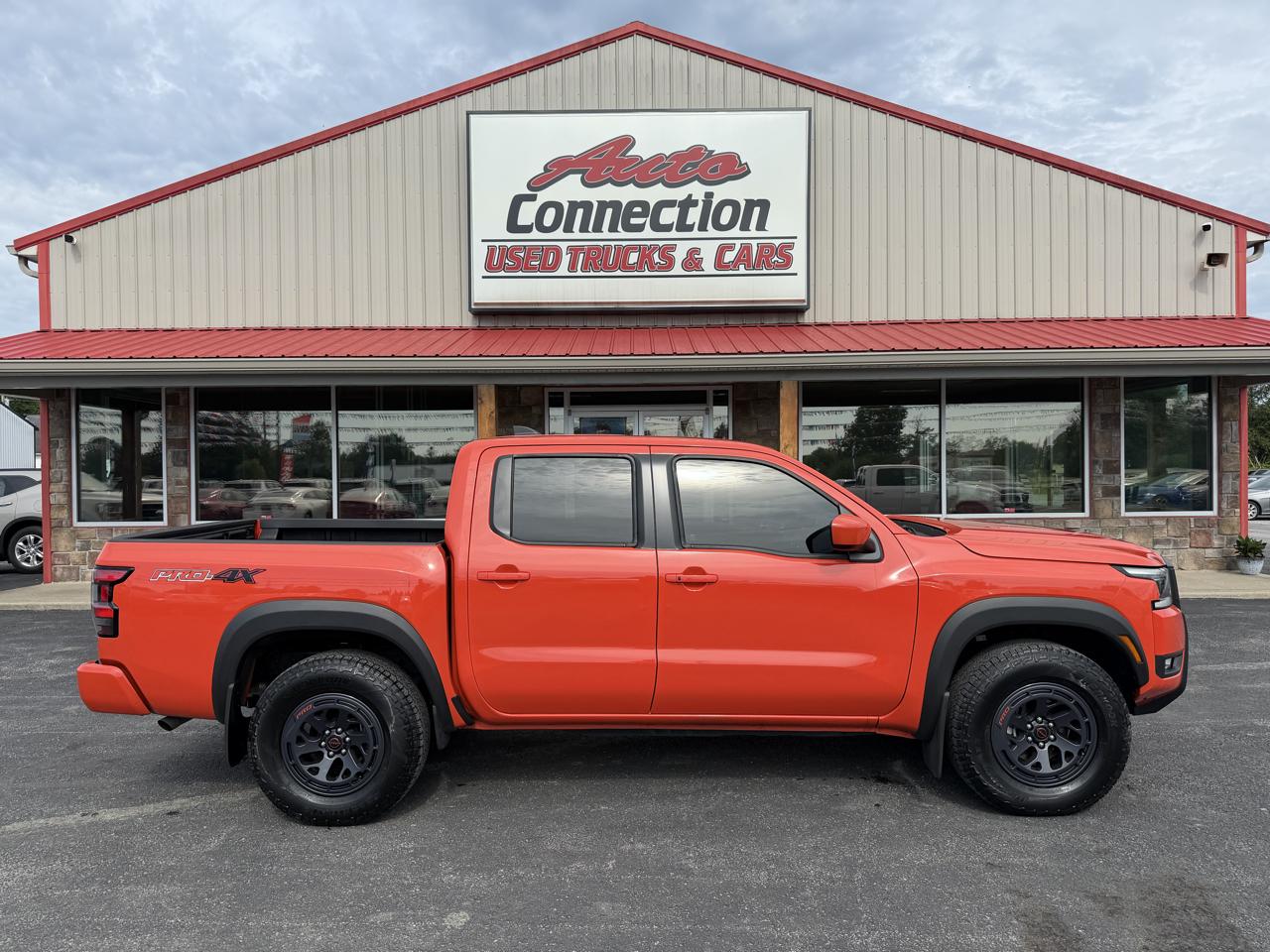 Nissan Frontier Crew Cab 4x4 PRO-4X 2025