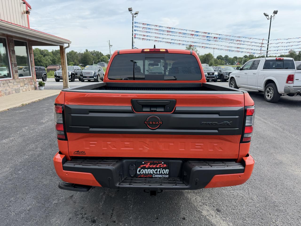 Nissan Frontier Crew Cab 4x4 PRO-4X 2025