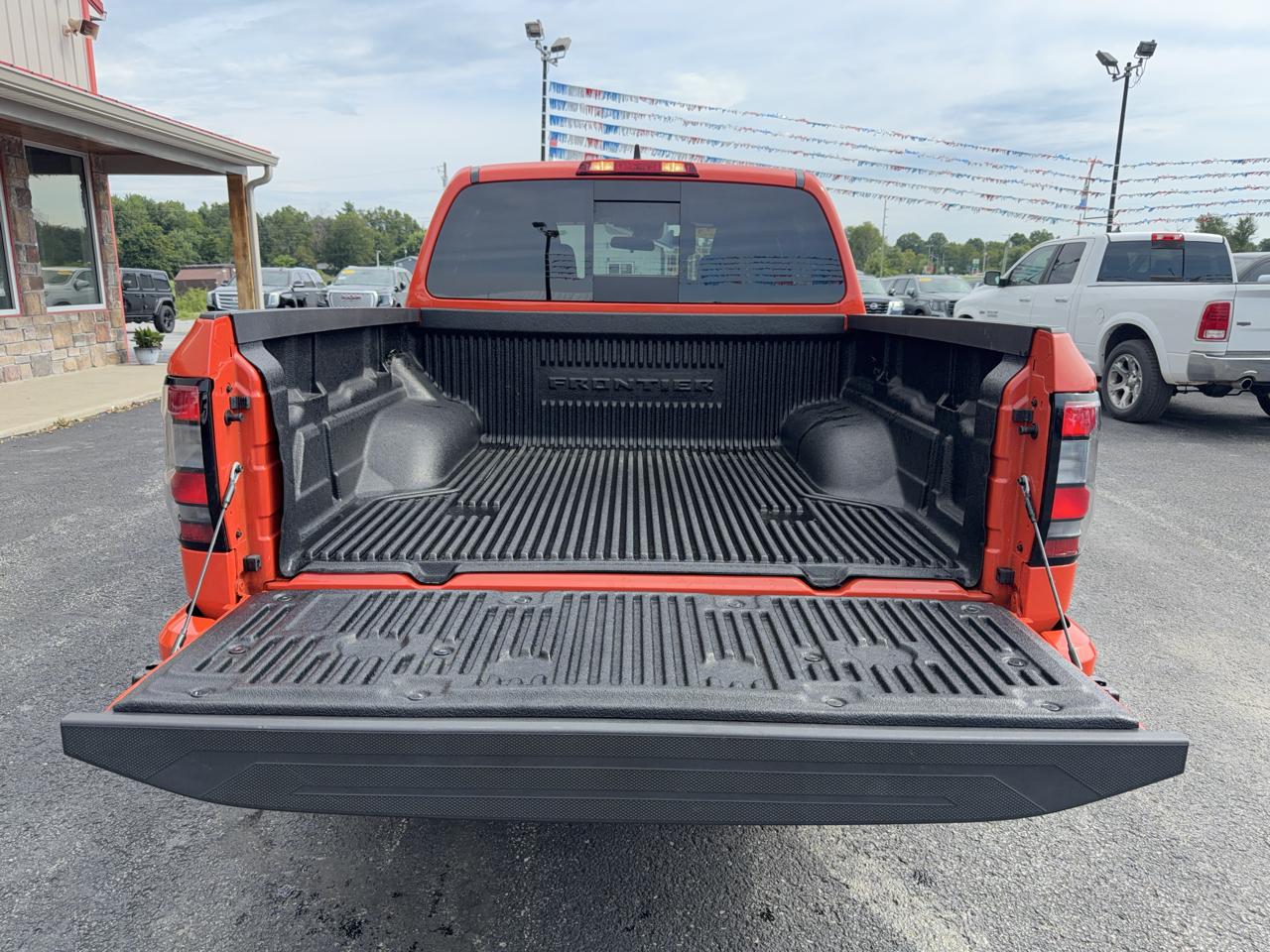 Nissan Frontier Crew Cab 4x4 PRO-4X 2025