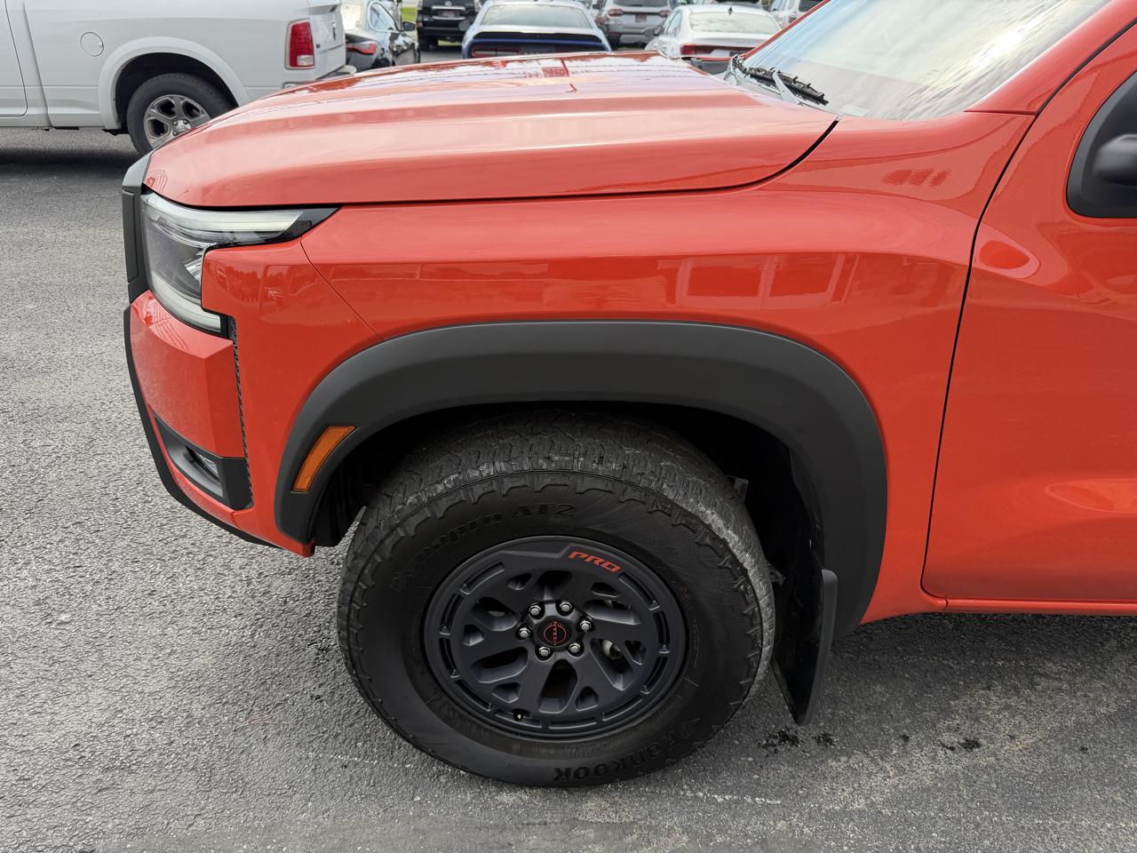 Nissan Frontier Crew Cab 4x4 PRO-4X 2025