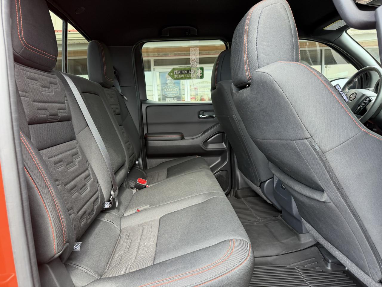 Nissan Frontier Crew Cab 4x4 PRO-4X 2025