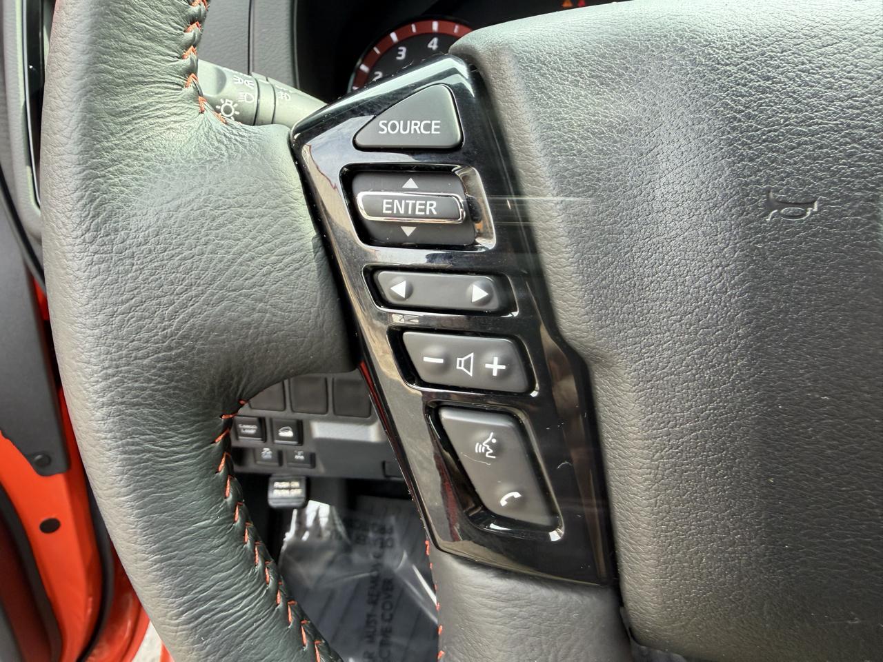 Nissan Frontier Crew Cab 4x4 PRO-4X 2025