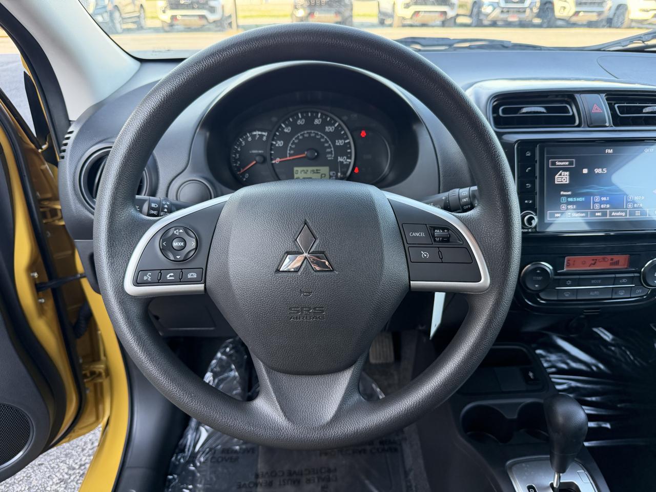 Mitsubishi Mirage ES CVT 2024