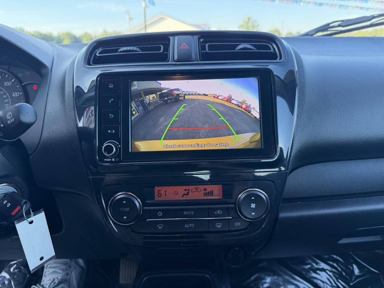 Mitsubishi Mirage ES CVT 2024