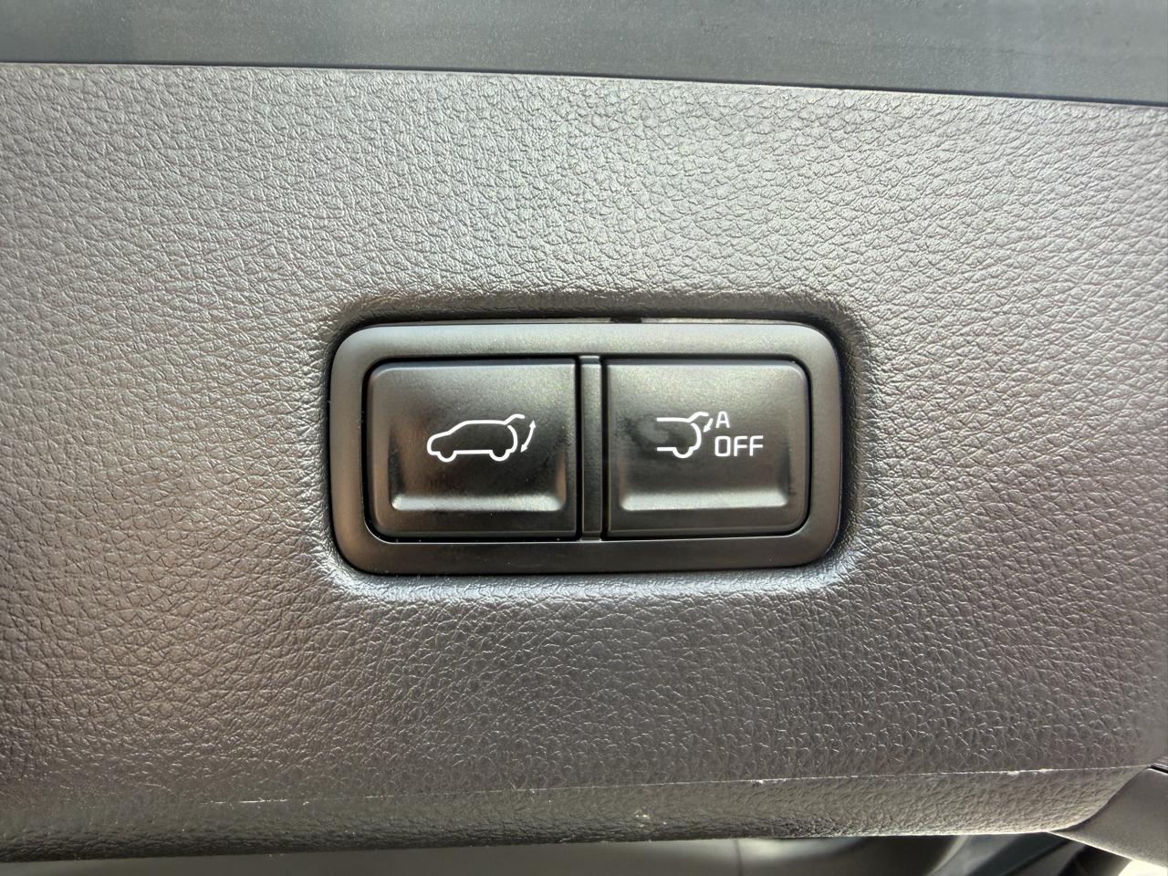 Kia Carnival EX FWD 2024