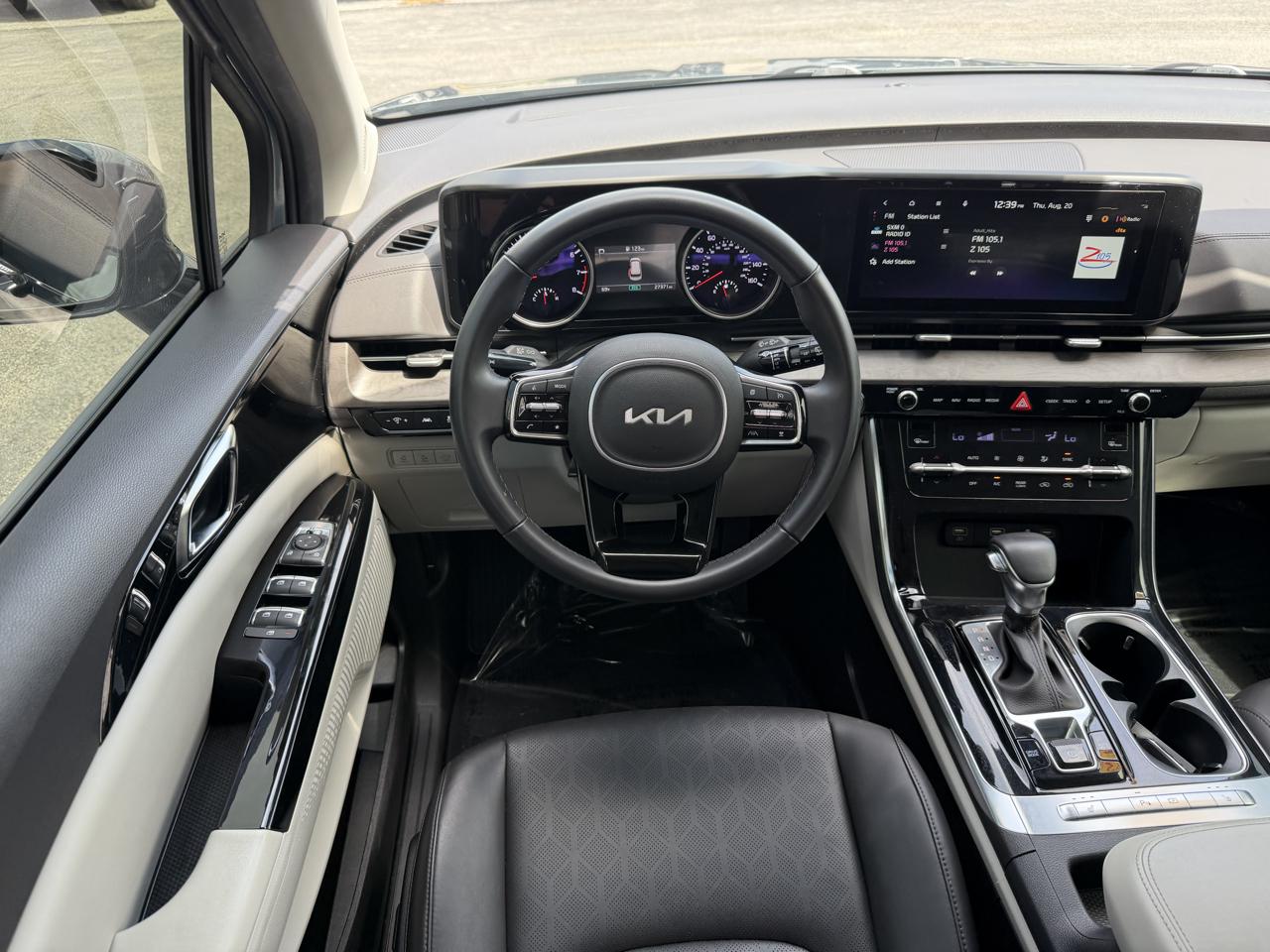 Kia Carnival EX FWD 2024