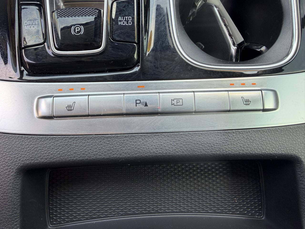 Kia Carnival EX FWD 2024