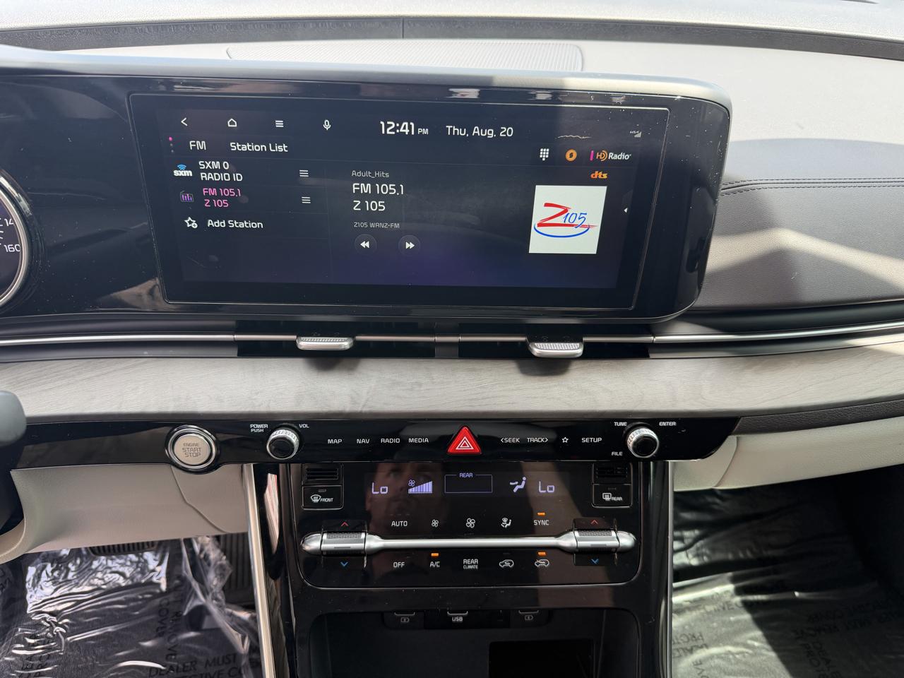 Kia Carnival EX FWD 2024