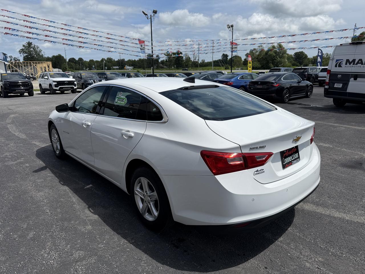 Chevrolet Malibu 4dr Sdn LS w/1FL 2022