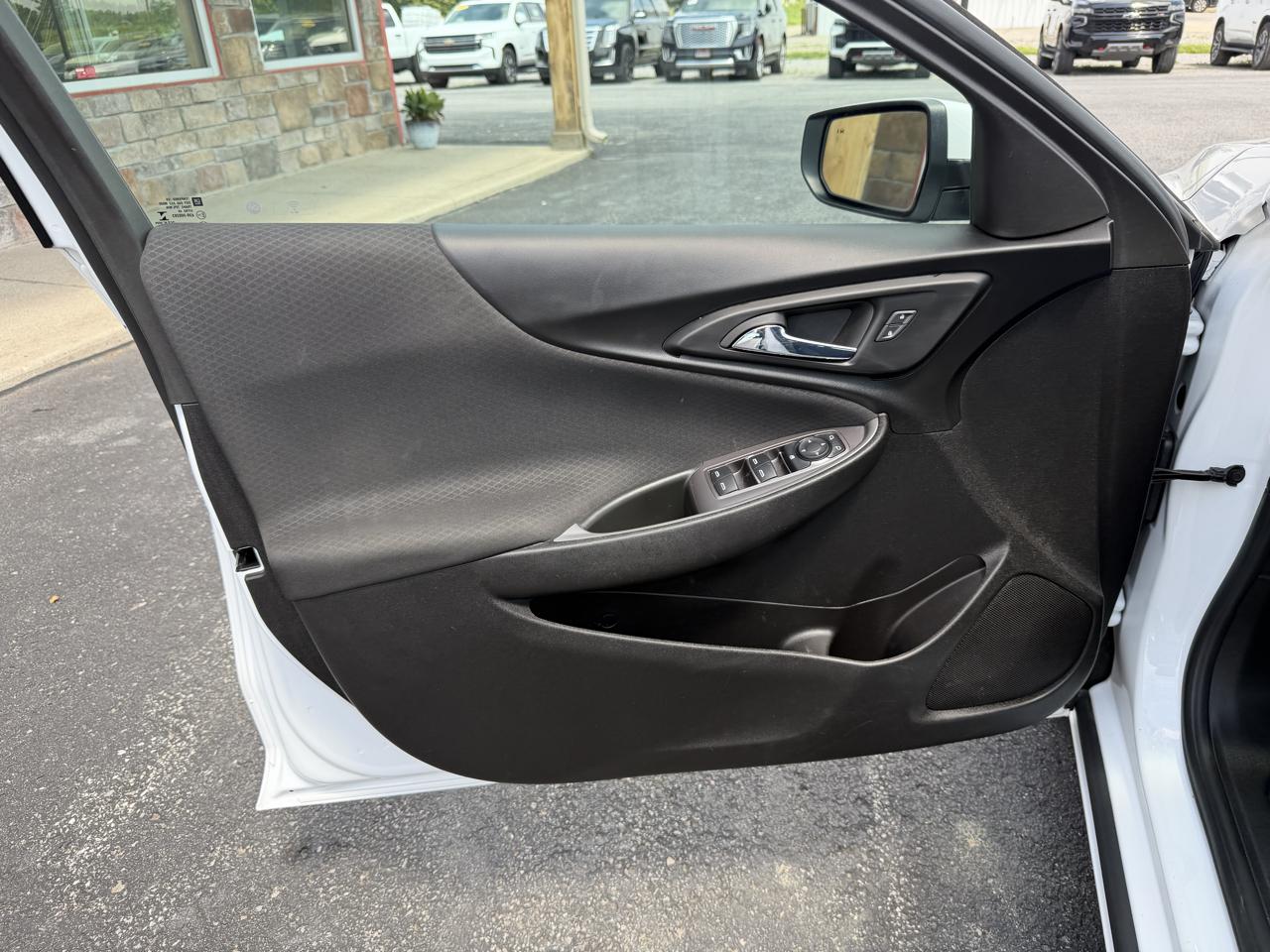 Chevrolet Malibu 4dr Sdn LS w/1FL 2022
