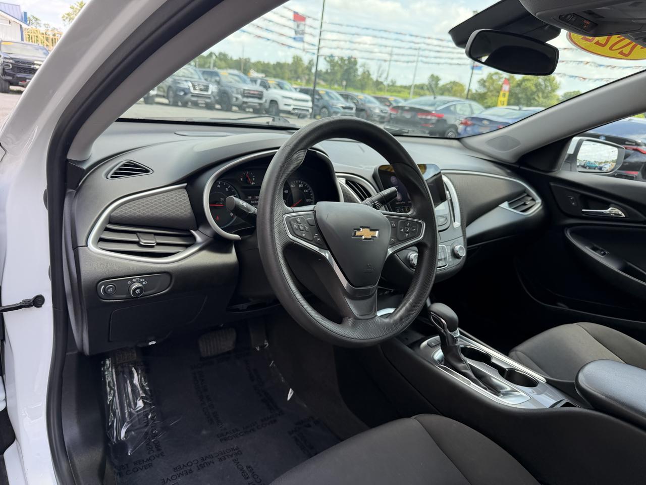 Chevrolet Malibu 4dr Sdn LS w/1FL 2022