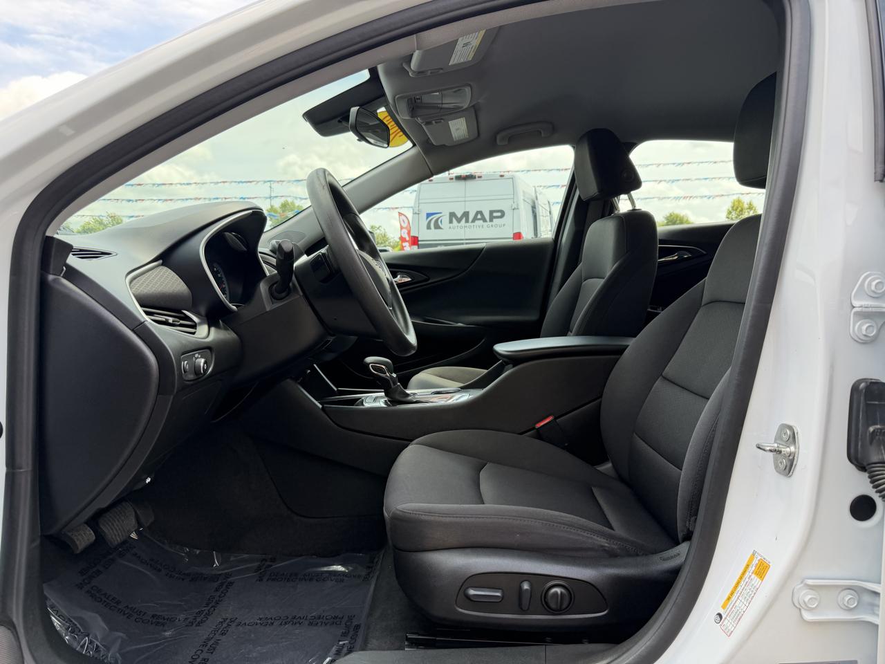 Chevrolet Malibu 4dr Sdn LS w/1FL 2022