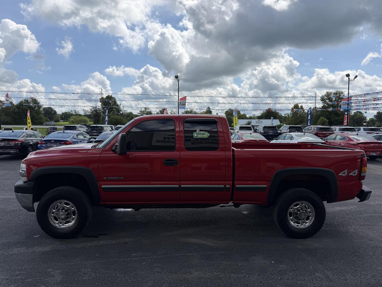 Chevrolet Silverado 2500HD Ext Cab 143.5" WB 4WD LS 2002