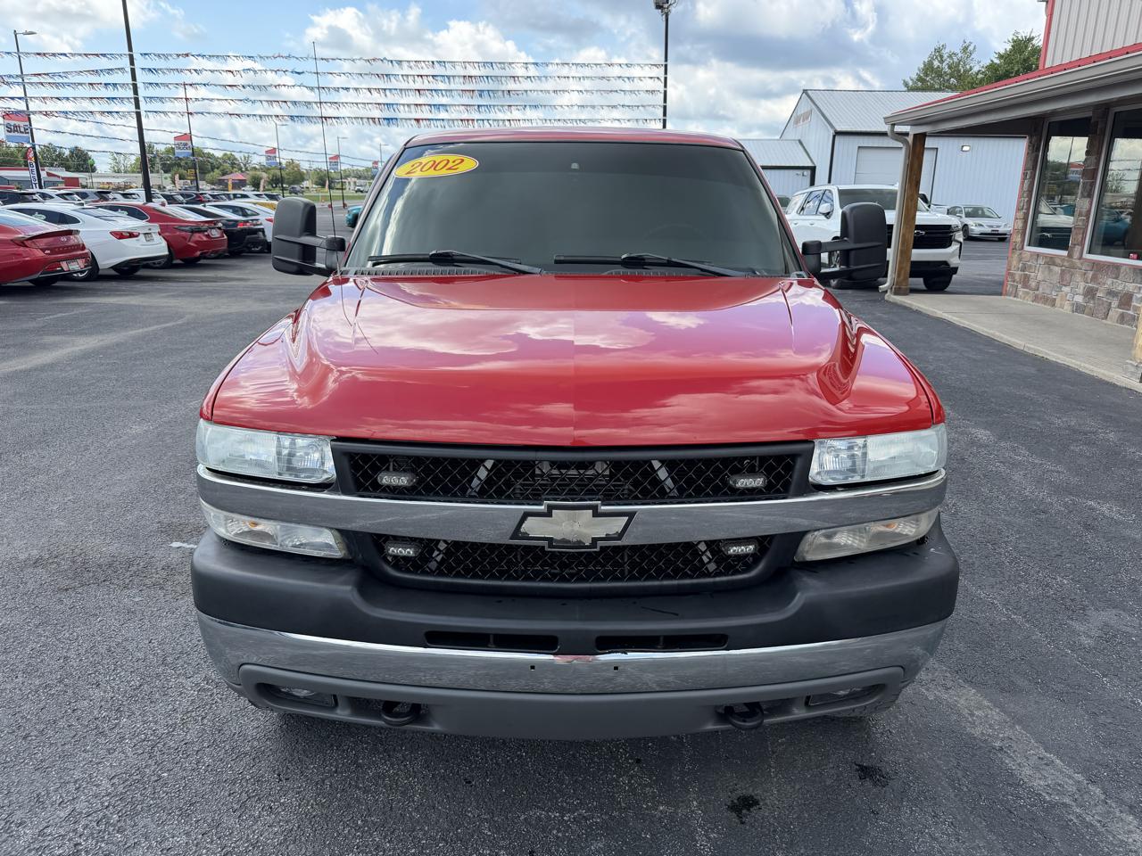Chevrolet Silverado 2500HD Ext Cab 143.5" WB 4WD LS 2002