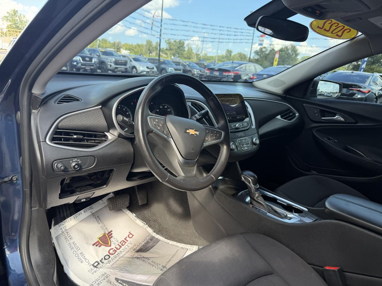 Chevrolet Malibu 4dr Sdn LT 2022