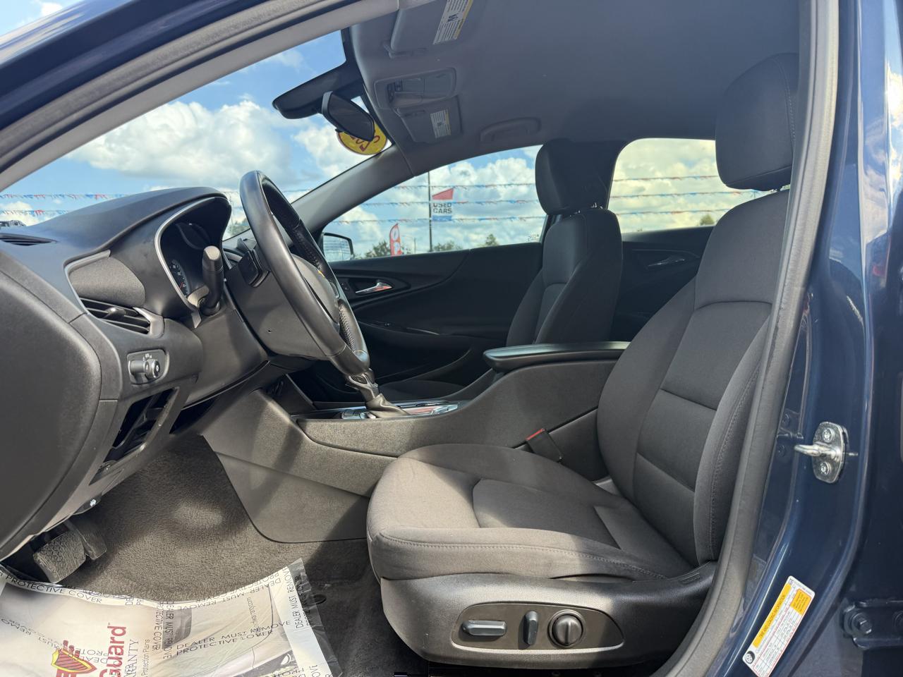 Chevrolet Malibu 4dr Sdn LT 2022