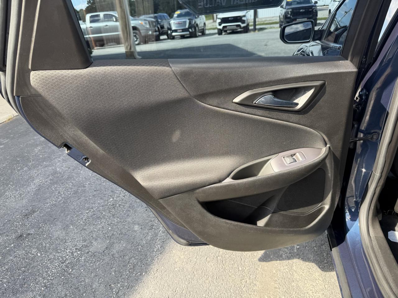 Chevrolet Malibu 4dr Sdn LT 2022