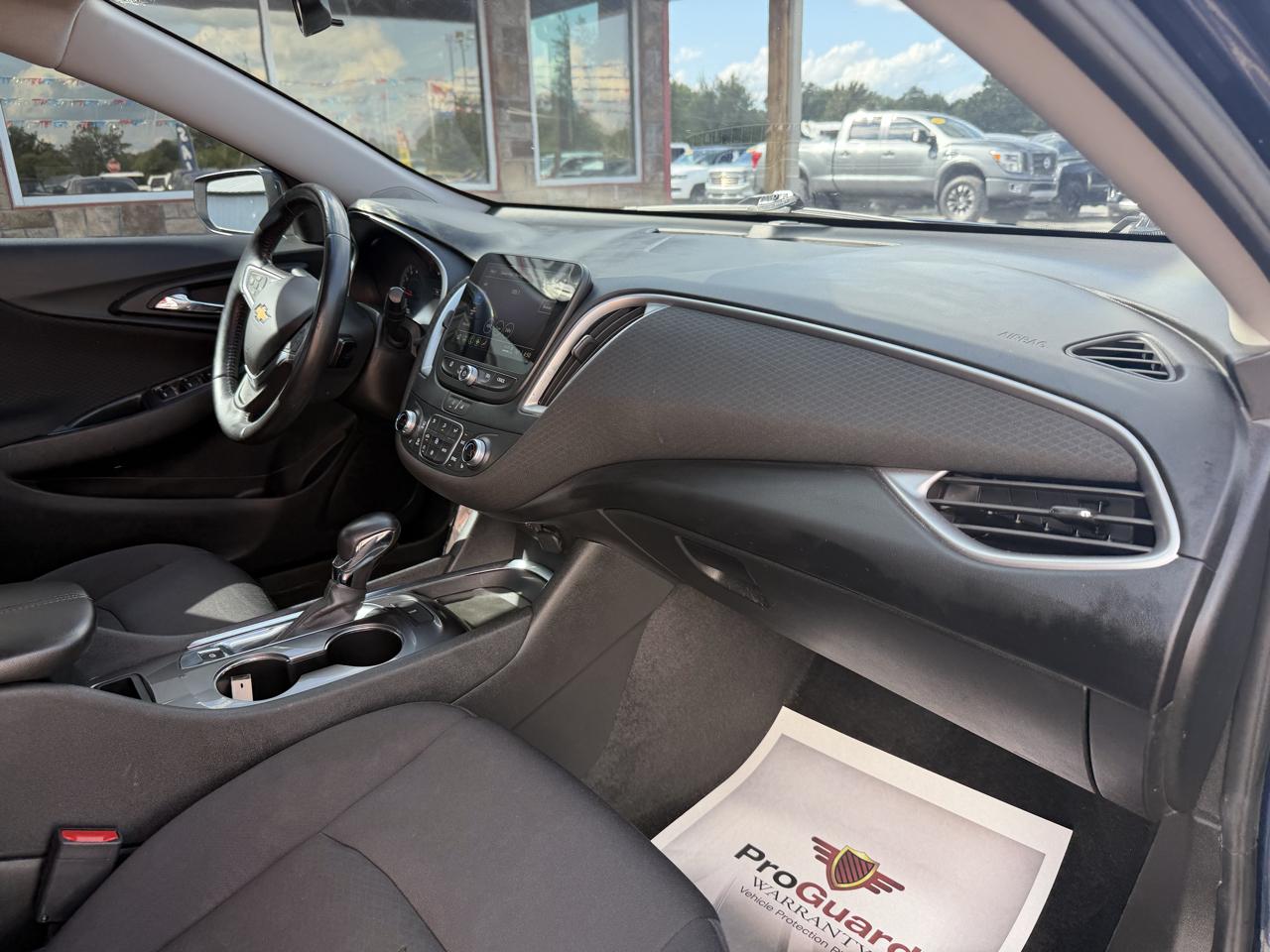 Chevrolet Malibu 4dr Sdn LT 2022
