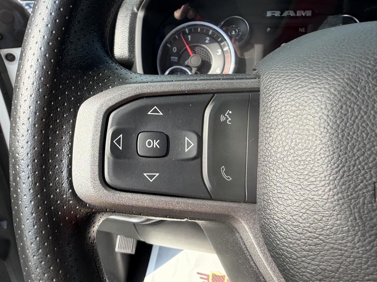 RAM 3500 Tradesman 4x4 Crew Cab 8' Box 2024