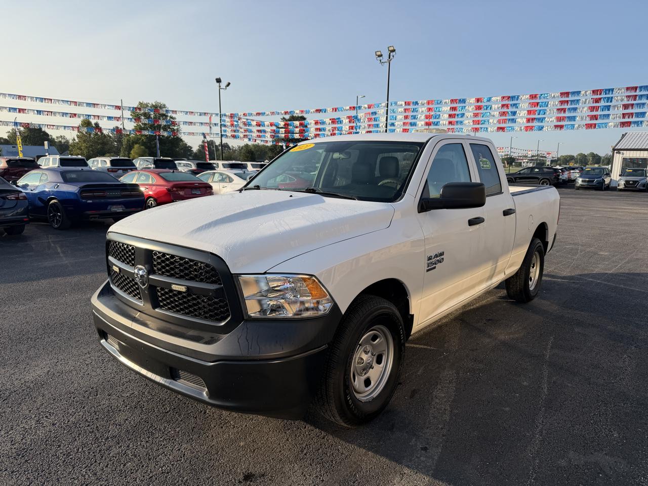RAM 1500 Classic Tradesman 4x4 Quad Cab 6'4" Box 2021