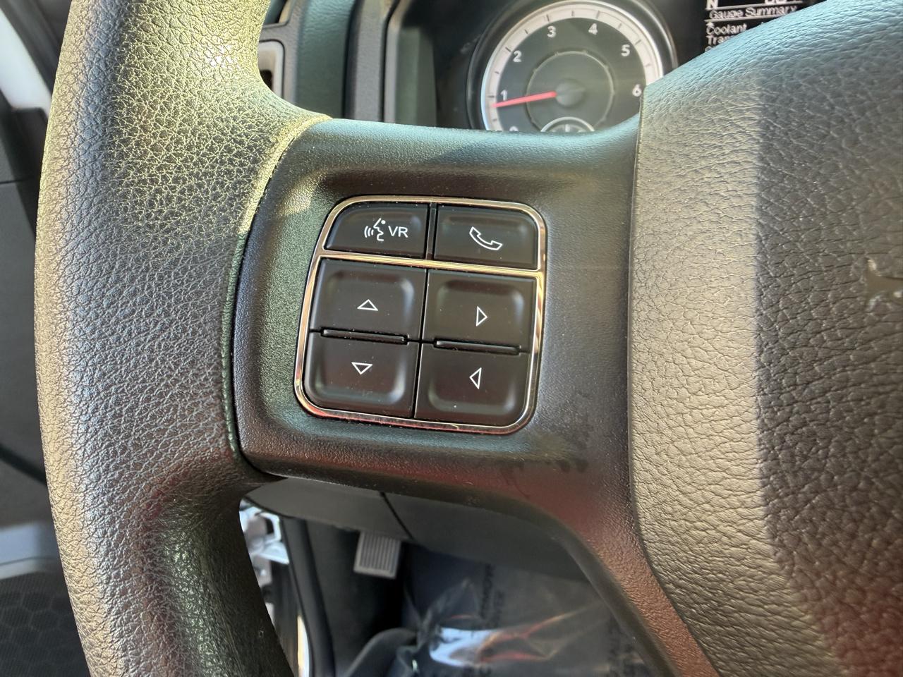 RAM 1500 Classic Tradesman 4x4 Quad Cab 6'4" Box 2021