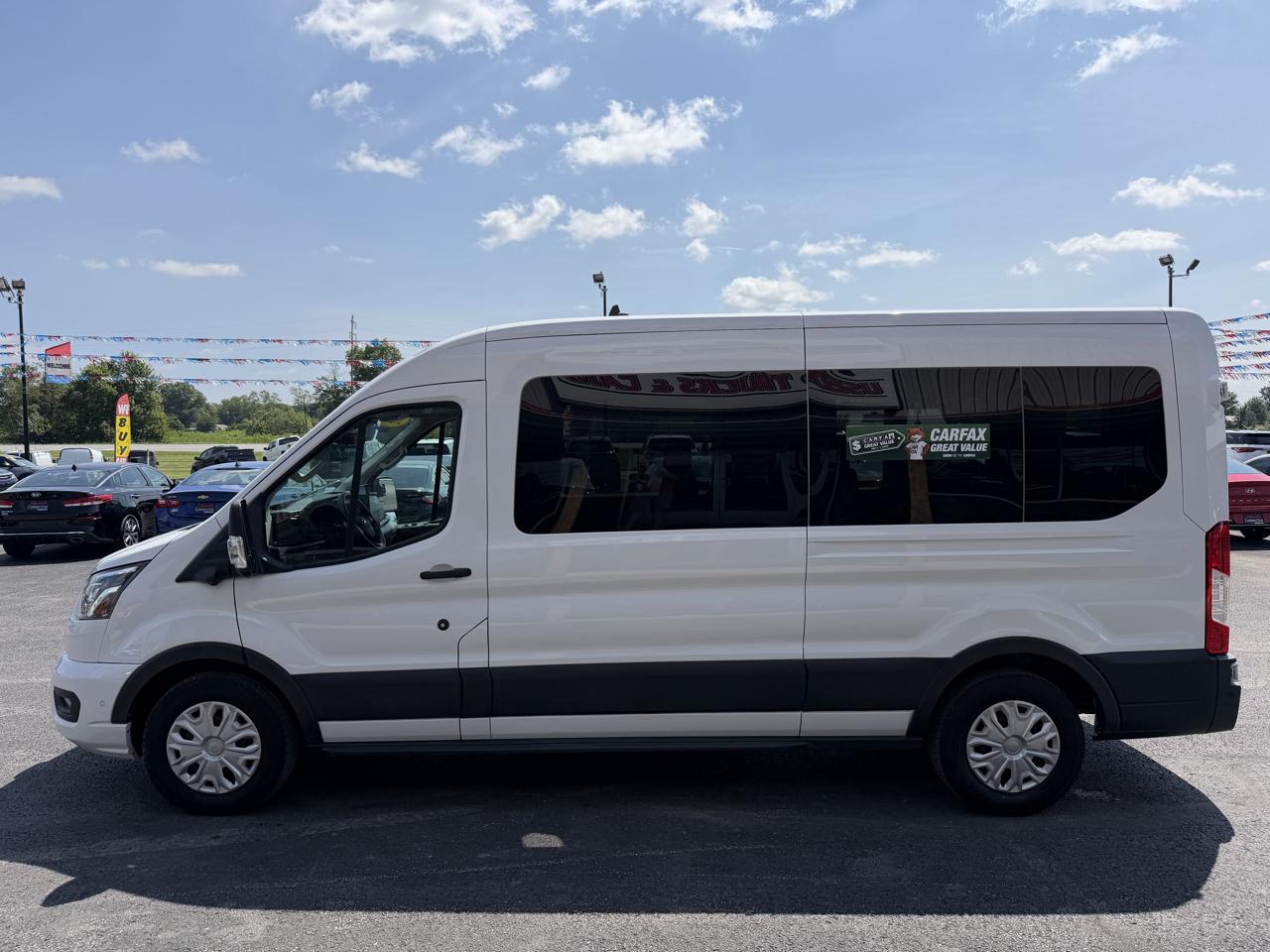 Ford Transit Passenger Wagon T-350 148" Med Roof XLT RWD 2023