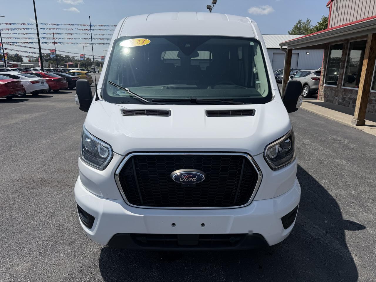 Ford Transit Passenger Wagon T-350 148" Med Roof XLT RWD 2023