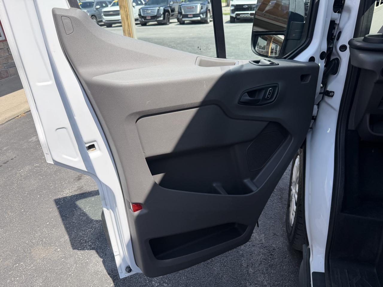 Ford Transit Passenger Wagon T-350 148" Med Roof XLT RWD 2023