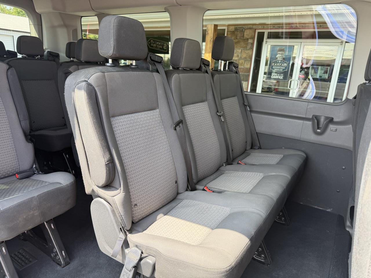Ford Transit Passenger Wagon T-350 148" Med Roof XLT RWD 2023