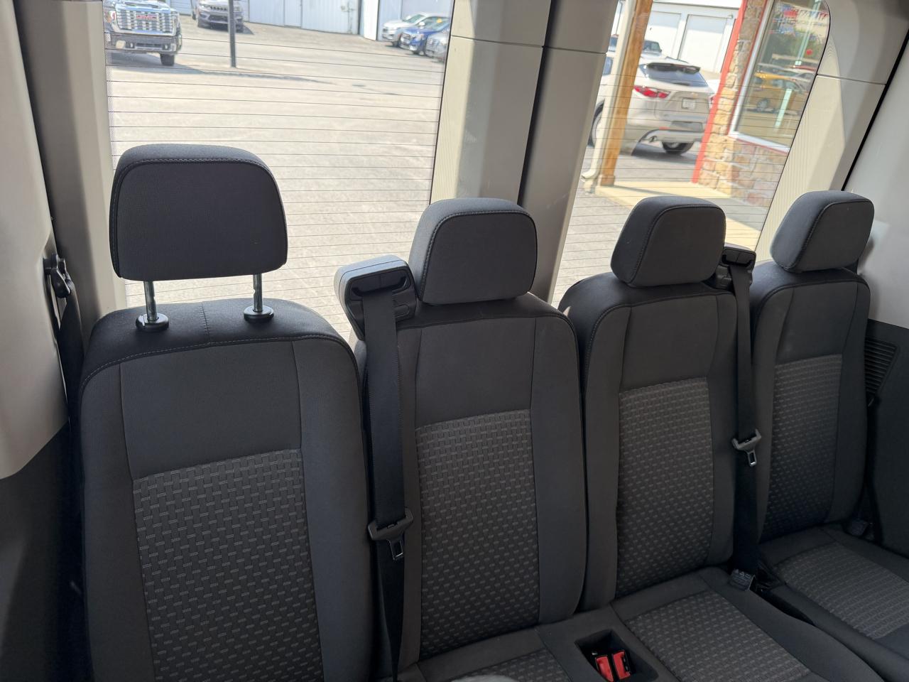 Ford Transit Passenger Wagon T-350 148" Med Roof XLT RWD 2023