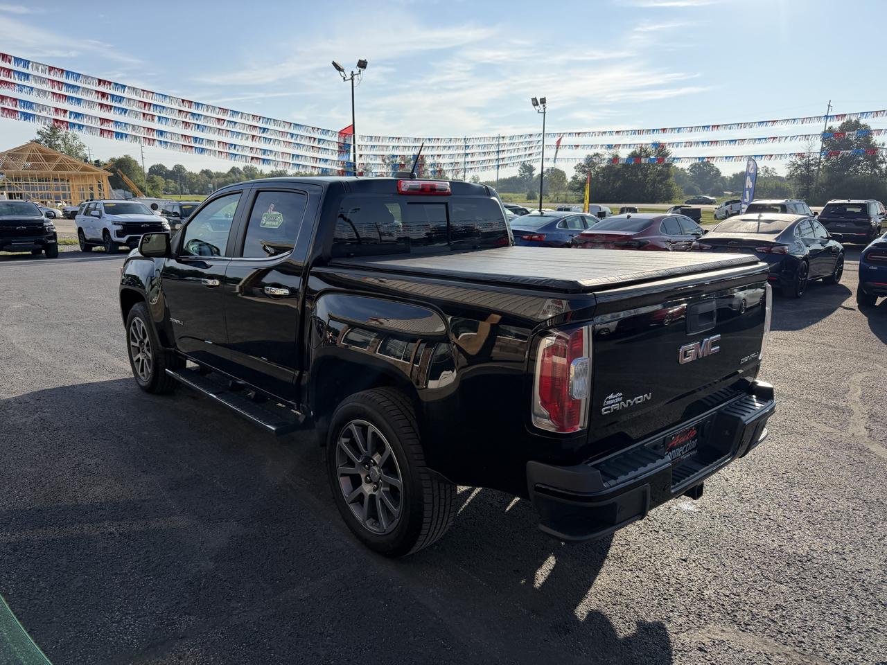 GMC Canyon 4WD Crew Cab 128.3" Denali 2019