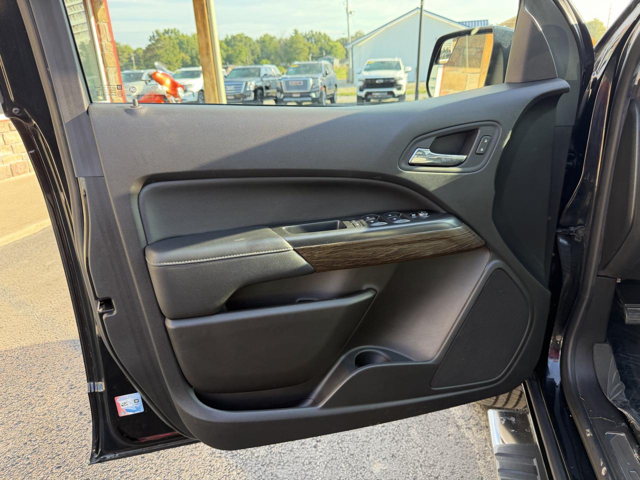 GMC Canyon 4WD Crew Cab 128.3" Denali 2019