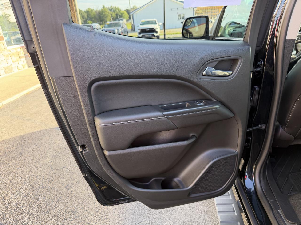 GMC Canyon 4WD Crew Cab 128.3" Denali 2019